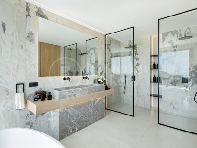 Villa Bellevue - Luxury 6 bed villa with sea views Benahavis