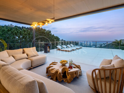 Villa Bellevue - Luxury 6 bed villa with sea views Benahavis