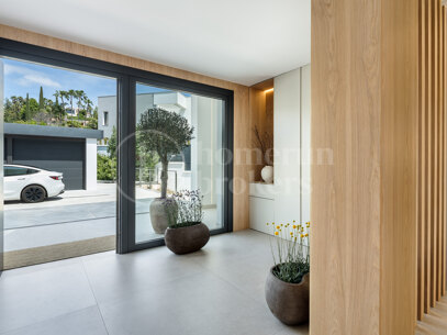 Villa Bellevue - Luxury 6 bed villa with sea views Benahavis