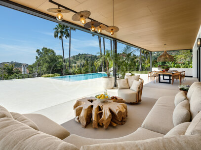 Villa Bellevue - Luxury 6 bed villa with sea views Benahavis