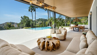 Villa Bellevue - Luxury 6 bed villa with sea views Benahavis