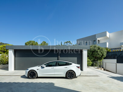 Villa Bellevue - Luxury 6 bed villa with sea views Benahavis
