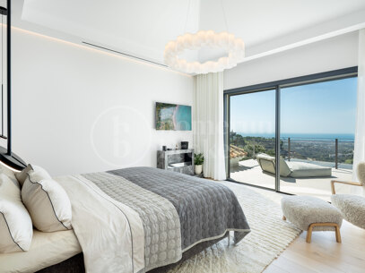 Villa Bellevue - Luxury 6 bed villa with sea views Benahavis
