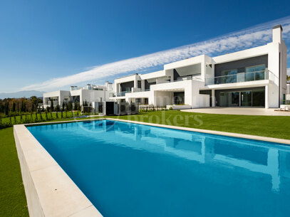 Villa Treetops - Modern townhouse near golf San Pedro