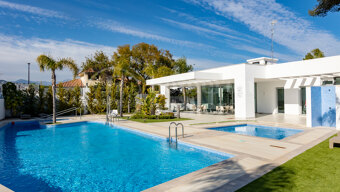 Villa Treetops - Modernt radhus nära golf San Pedro