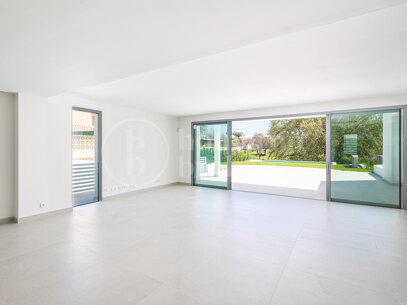 Villa Treetops - Modern townhouse near golf San Pedro