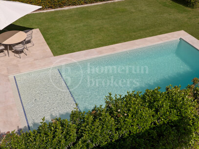 Villa Aura - Renoverad 4 sovrum i Las Brisas