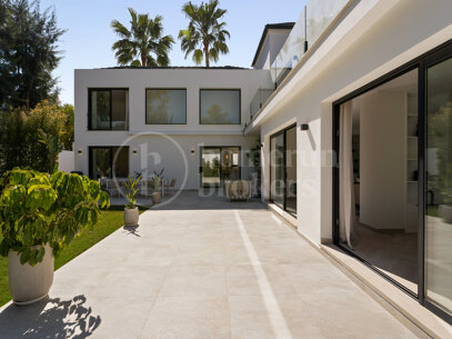 Villa Aura - Renoverad 4 sovrum i Las Brisas