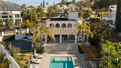 Villa Maya - Luxury 6 bed villa near golf Nueva Andalucia