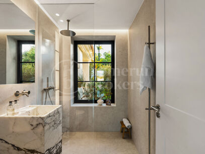 Villa Maya - Lyx 6 bed villa nära golf Nueva Andalucia