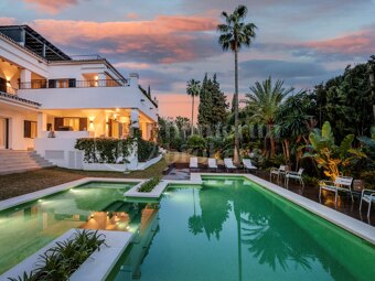 Casa Lagos - 5 bed Villa near Puente Romano Marbella
