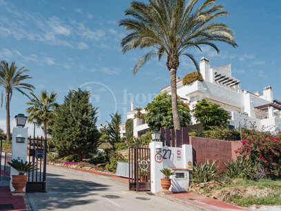 Apartment Quinta Village - Three Bedroom Garden Apartment with Sea Vies