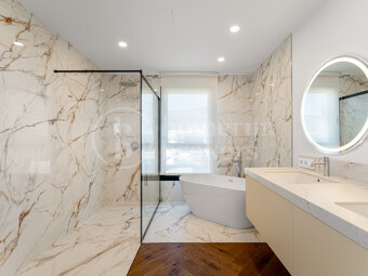Villa Montilla - Brand New Modern 4 sovrum med havsutsikt Estepona