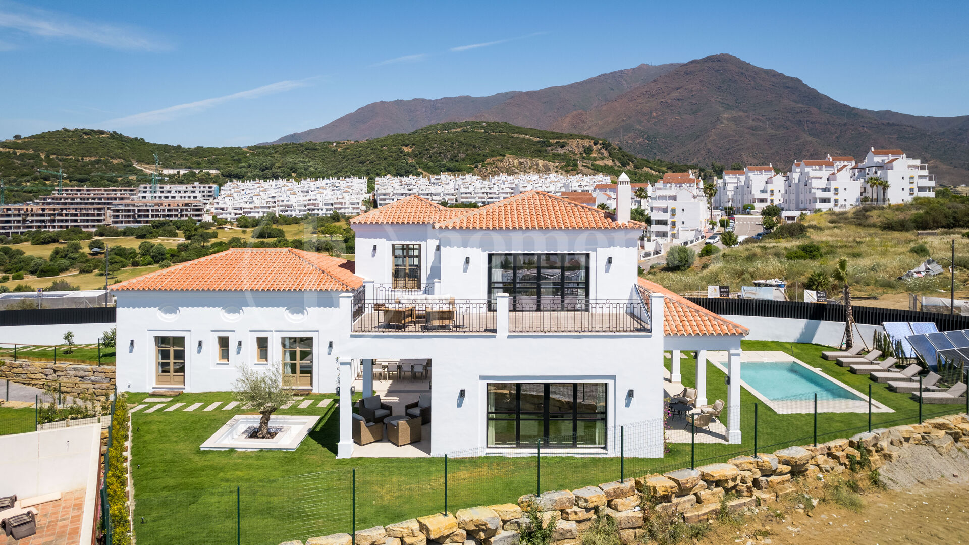 Villa Montilla - Brand New Modern villa with sea views Estepona