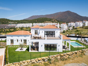 Villa Montilla - Brand New Modern 4 sovrum med havsutsikt Estepona