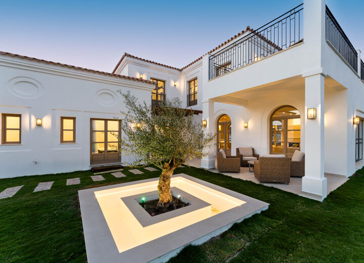 Luxury Villa For Sale In Estepona
