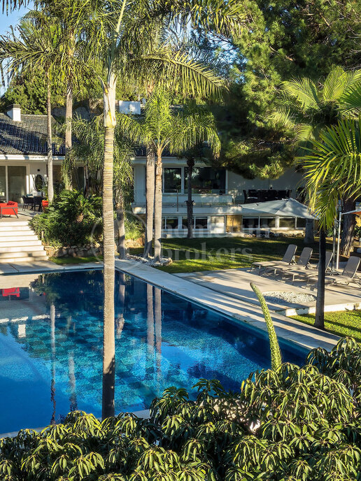 Villa Anna - Sea Views in Las Chapas Hills