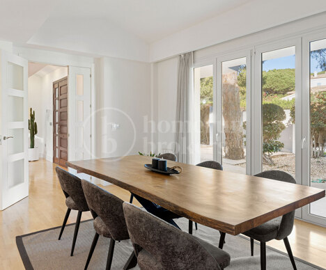 Villa Anna - Sea Views in Las Chapas Hills