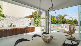 Casa Rochelle - Beautiful Townhouse located in Aloha, Nueva Andalucia