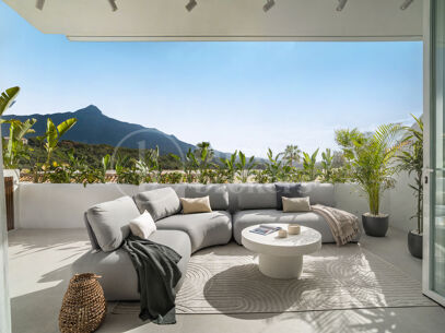 Casa Rochelle - Beautiful Townhouse located in Aloha, Nueva Andalucia