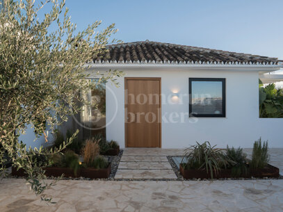 Villa Ama - Renovated Villa in the Lower part Nueva Andalucia