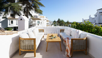 Apartment Aldea Blanca - Sea Views in Nueva Andalucia