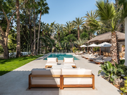 Casa Las Palmeras - Renoverad Villa i Las Brisas, Nueva Andalucia