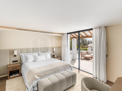 Casa Las Palmeras - Renoverad Villa i Las Brisas, Nueva Andalucia