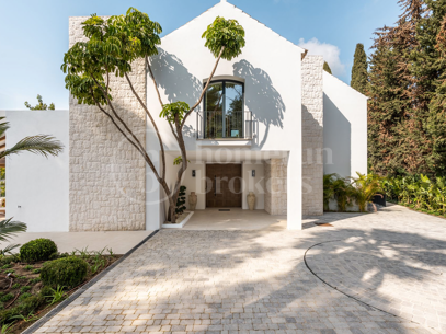 Casa Las Palmeras - Renoverad Villa i Las Brisas, Nueva Andalucia