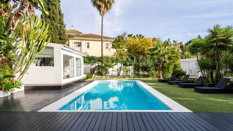 Villa Leon - Located in El Rosario, East Marbella