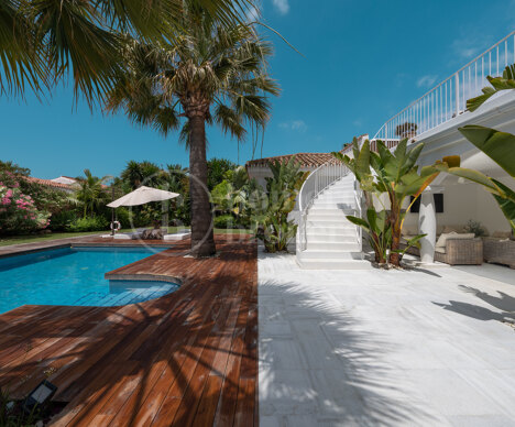 Villa Caribe - One Level Villa located Beachside Marbesa, East Marbella