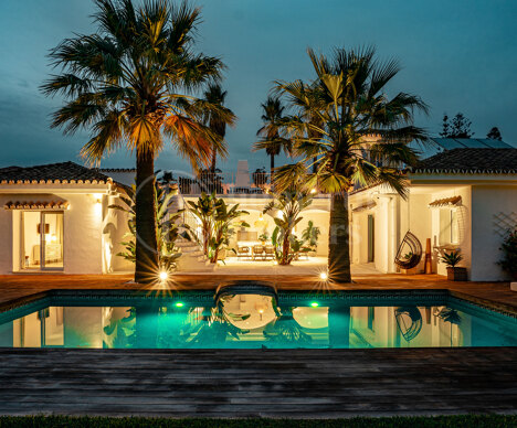 Villa Caribe - One Level Villa located Beachside Marbesa, East Marbella