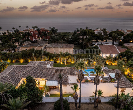 Villa Caribe - One Level Villa located Beachside Marbesa, East Marbella