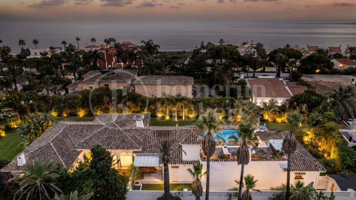 Villa Caribe - One Level Villa located Beachside Marbesa, East Marbella