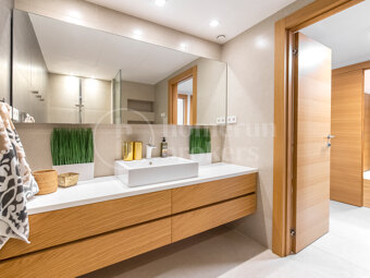 Villa Costabella - Frontlilne Beach Modern Villa in Costabella
