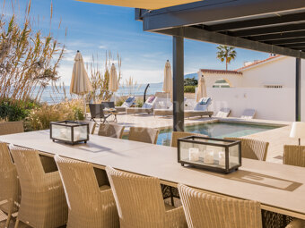 Villa Costabella - Frontlilne Beach Modern Villa in Costabella