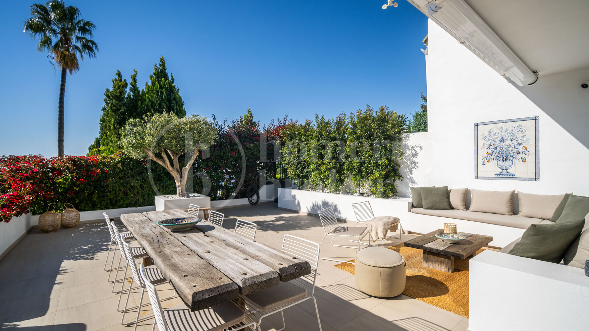 La Colina 18 - Renovated Townhouse in Aloha, Nueva Andalucia