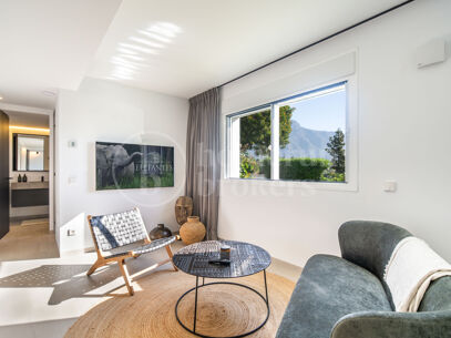 La Colina 18 - Renovated Townhouse in Aloha, Nueva Andalucia