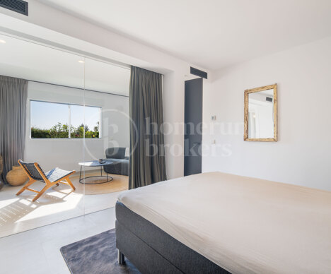 La Colina 18 - Renovated Townhouse in Aloha, Nueva Andalucia