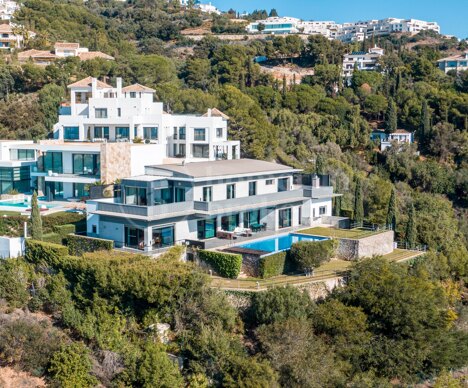 Villa Los Monteros - Modern Villa Mountainside East Marbella