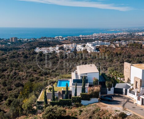 Villa Los Monteros - Modern Villa Mountainside East Marbella