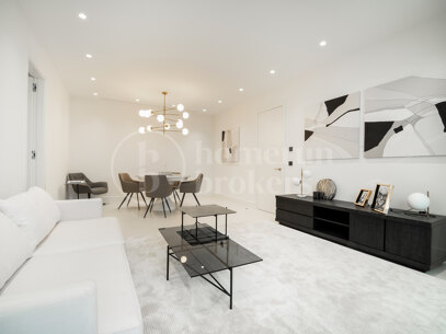 Modern villas located in Rio Verde, Golden Mile, just 100 m from the beach!