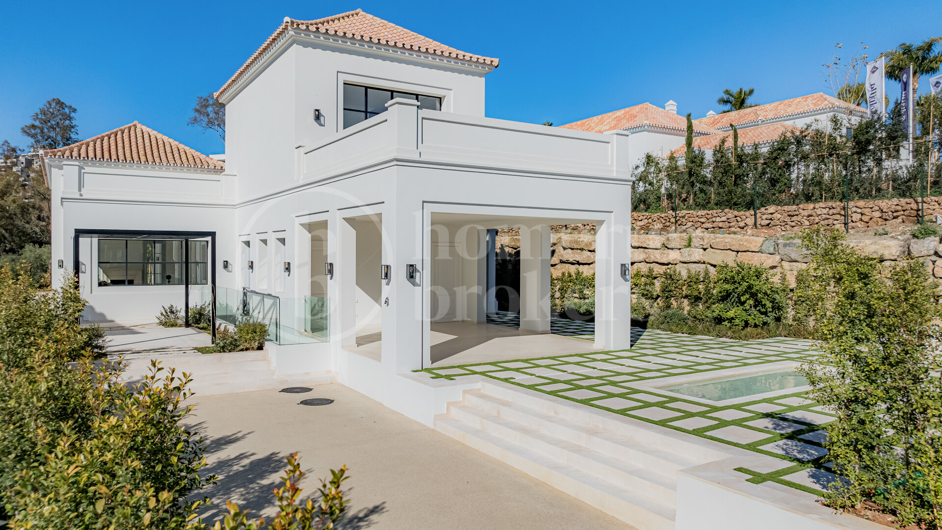 Pleyades 9 -Brand New Villa located in Nueva Andalucia