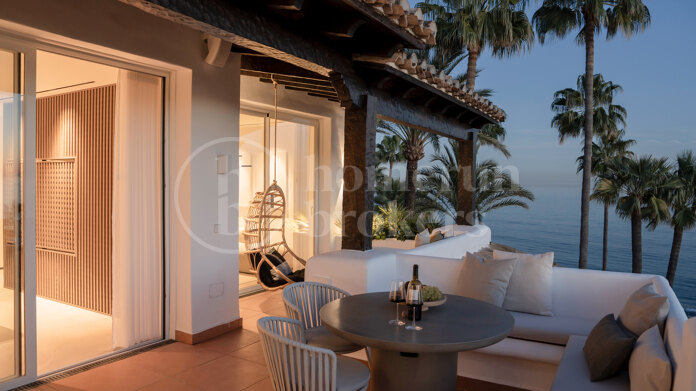 Alcazaba Penthouse - Renovated Penthouse in Alcazaba Beach, Estepona