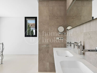 Villa Lea - Contemporary Villa in Lomas de La Quinta