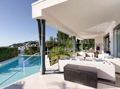 Villa Lea - Contemporary Villa in Lomas de La Quinta