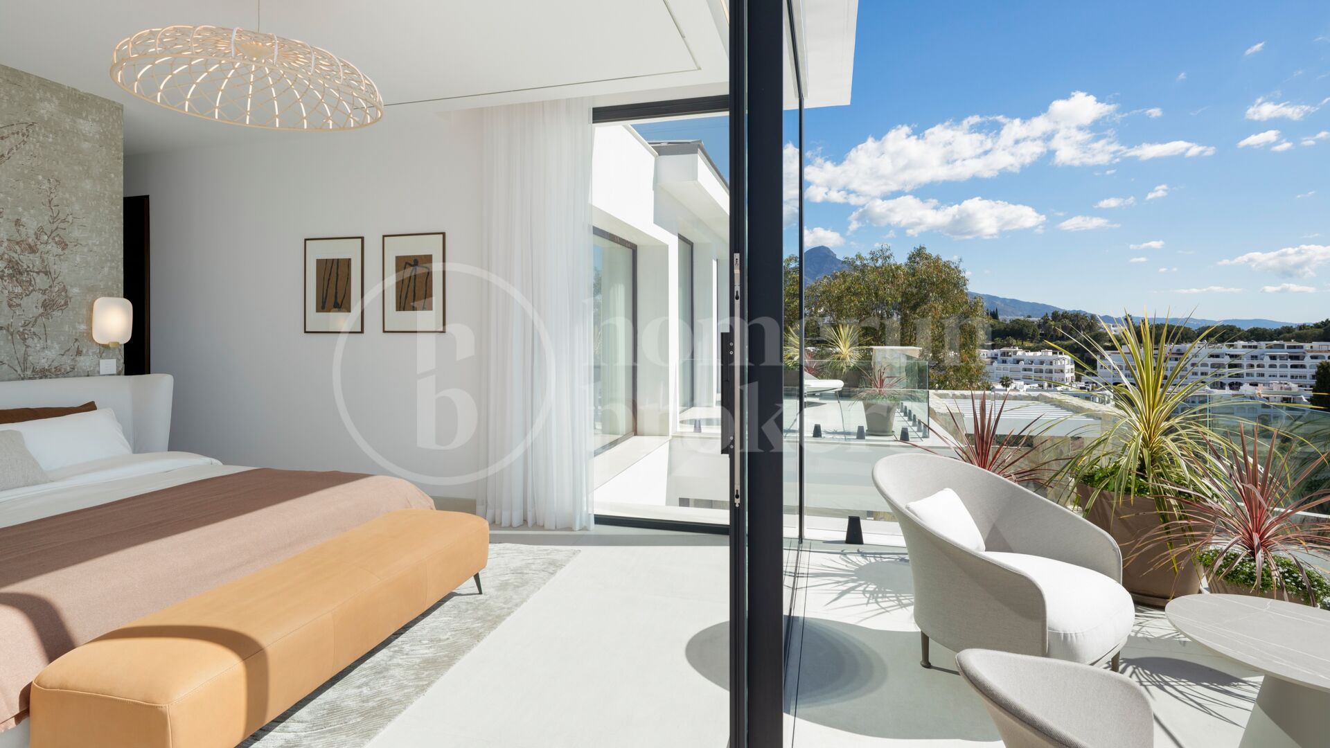 Villa Tresora B – Brand New Modern Luxury in La Quinta’s Exclusive Gated Community