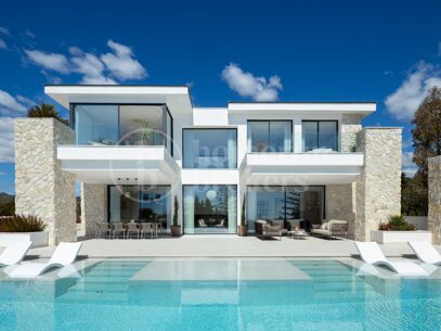 Villa Tresora B – Brand New Modern Luxury in La Quinta’s Exclusive Gated Community