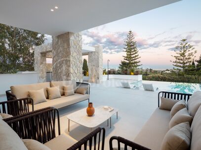 Villa Tresora B – Brand New Modern Luxury in La Quinta’s Exclusive Gated Community