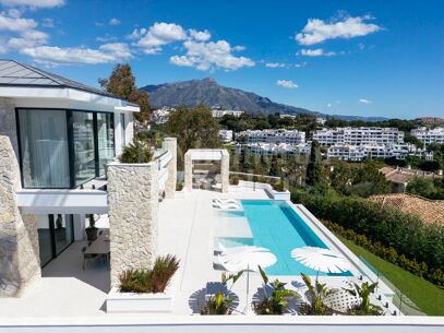 Villa Tresora B – Brand New Modern Luxury in La Quinta’s Exclusive Gated Community